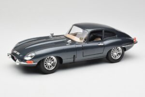 Jaguar E-Type Series 1 Verde Bburago 1:18 3018-M1 Pressofusione