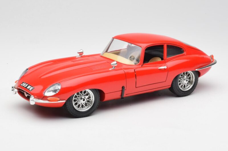 Jaguar E-Type Rosso Bburago 1:18 3018 Pressofusione