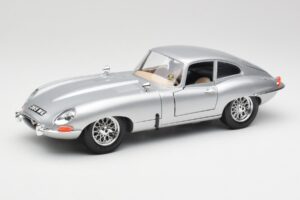 Jaguar E-Type Series 1 Argento Bburago 1:18 3018-M2 Pressofusione