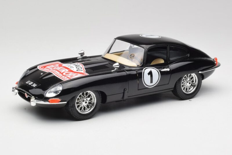 Jaguar E-Type Series 1 #1 British Racing Green Bburago 1:18 3018-M3 Pressofusione