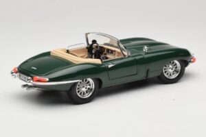 Jaguar E-Type Series 1 Roadster Verde Bburago 1:18 3016-M1 Pressofusione — immagine 3 di 8