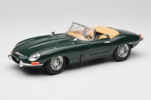 Jaguar E-Type Series 1 Roadster Verde Bburago 1:18 3018-M5 Pressofusione