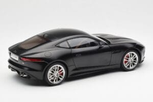Jaguar F-Type R X152 Nero Opaco AUTOart 1:18 73652 Composito — immagine 3 di 8