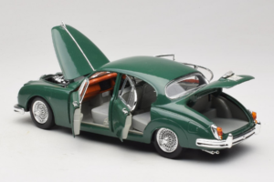 Jaguar Mark II Verde Tchibo 1:18 49420 Pressofusione — immagine 5 di 8