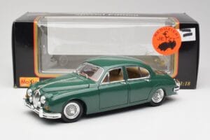Jaguar Mk II British Racing Verde Maisto 1:18 50287 Pressofusione — immagine 8 di 8