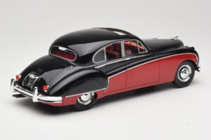 Jaguar Mk VIII Nero & Rosso Scuro BoS Models 1:18 BOS408 Resina — immagine 2 di 6