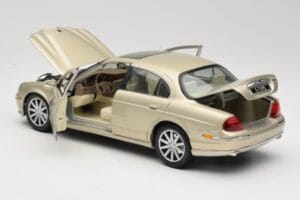 Jaguar S-Type X200 Bronzo Maisto 1:18 50332 Pressofusione — immagine 5 di 8