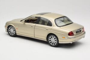 Jaguar S-Type X200 Bronzo Maisto 1:18 50332 Pressofusione — immagine 7 di 8