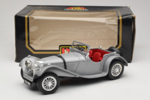 Jaguar SS100 Argento Bburago 1:18 3006-M2 Pressofusione — immagine 6 di 6