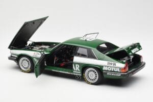 Jaguar XJ-S TWR Racing #12 H. Heyer / W. Percy ETCC Spa Winner 1984 AUTOart 1:18 88459 Pressofusione — immagine 5 di 8