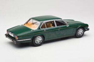 Jaguar XJ Series III Verde Scuro MCG 1:18 MCG18175 Pressofusione — immagine 2 di 6