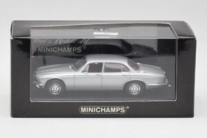 Jaguar XJ12 Series II Argento Minichamps 1:43 400130401 Pressofusione — immagine 4 di 4