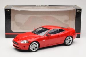 Jaguar XK X150 Rosso Minichamps 1:18 150130503 Pressofusione — immagine 8 di 8