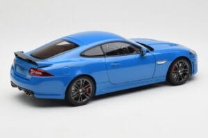 Jaguar XKR-S X150 French Racing Blu AUTOart 1:18 73641 Pressofusione — immagine 3 di 8