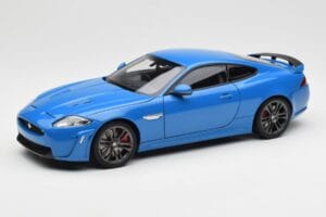 Jaguar XKR-S X150 French Racing Blu AUTOart 1:18 73641 Pressofusione