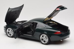 Jaguar XK X150 Coupe Verde Minichamps 1:18 150130501 Pressofusione — immagine 5 di 8