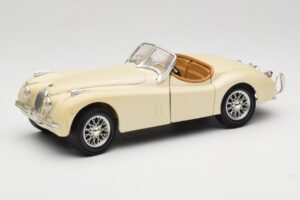 Jaguar XK120 Bianco Eduscho 1:18 7482-1HTH Pressofusione