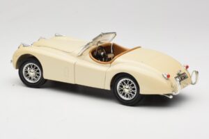 Jaguar XK120 Bianco Eduscho 1:18 7482-1HTH Pressofusione — immagine 7 di 8