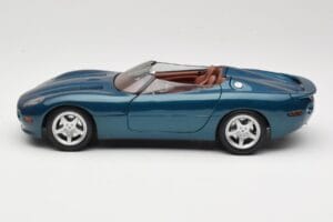Jaguar XK180 Verde Maisto 1:18 50337 Pressofusione — immagine 4 di 8