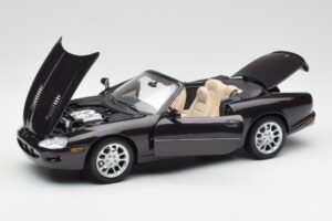 Jaguar XKR X100 Cabriolet Grigio Maisto 1:18 50331 Pressofusione — immagine 2 di 8