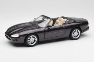 Jaguar XKR X100 Cabriolet Grigio Maisto 1:18 50331 Pressofusione