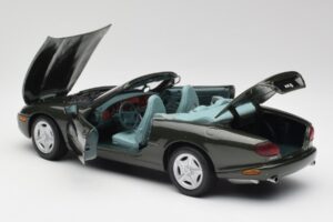 Jaguar XKR X100 Cabriolet Verde Maisto 1:18 37800-M1 Pressofusione — immagine 5 di 8