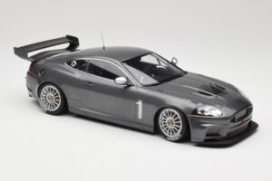 Jaguar XKR GT3 Grey Metallic Minichamps 1:18 150081390 Pressofusione — immagine 4 di 6