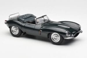 Jaguar XKSS Steve McQueen Personal Car AUTOart 1:18 73526 Pressofusione — immagine 6 di 8