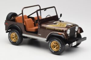 Jeep CJ-7 Golden Eagle Verde MCG 1:18 MCG18109 Pressofusione — immagine 4 di 6