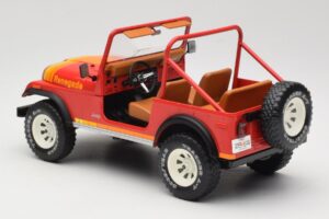 Jeep CJ-7 Renegade Rosso MCG 1:18 MCG18110 Pressofusione — immagine 5 di 6