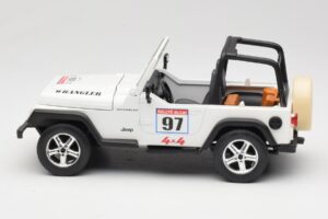 Jeep Wrangler Rallye #97 Beige Solido 1:18 9012 Pressofusione — immagine 3 di 6
