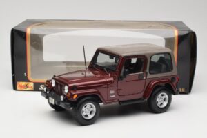 Jeep Wrangler TJ Sahara Rosso Maisto 1:18 31662 Pressofusione — immagine 8 di 8