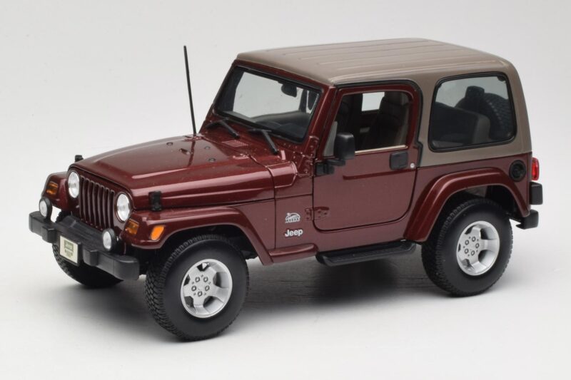 Jeep Wrangler TJ Sahara Rosso Maisto 1:18 31662 Pressofusione