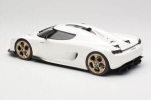 Koenigsegg CC850 Crystal White GT Spirit 1:18 GT903 Resina — immagine 5 di 6