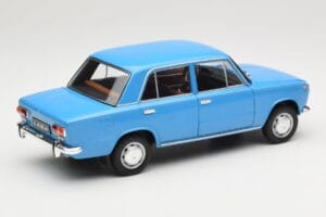 Lada 1200 2101 Blu IXO 1:18 18CMC204OP Pressofusione — immagine 3 di 8