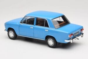 Lada 1200 2101 Blu IXO 1:18 18CMC204OP Pressofusione — immagine 7 di 8