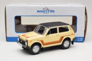 Lada Niva 2121 California Beige MCG 1:18 MCG18004 Pressofusione — immagine 6 di 6