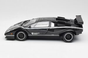 Lamborghini Countach LP500S Nero Kyosho 1:18 08326K Pressofusione — immagine 4 di 8