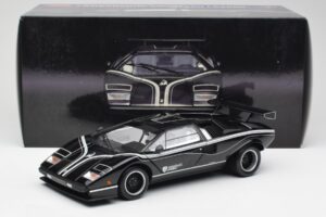 Lamborghini Countach LP500S Nero Kyosho 1:18 08326K Pressofusione — immagine 8 di 8