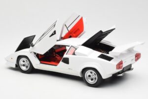 Lamborghini Countach LP500S Bianco Kyosho 1:18 08320E Pressofusione — immagine 5 di 8