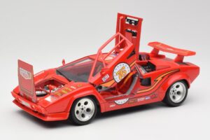 Lamborghini Countach Rosso Bburago 1:18 3047 Pressofusione — immagine 2 di 8