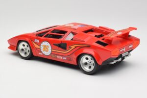 Lamborghini Countach Rosso Bburago 1:18 3047 Pressofusione — immagine 7 di 8