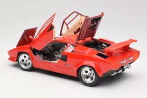 Lamborghini Countach Rosso Bburago 1:18 3047-M1 Pressofusione — immagine 5 di 8