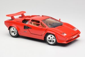 Lamborghini Countach Rosso Bburago 1:18 3047-M1 Pressofusione — immagine 6 di 8