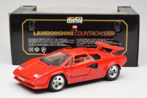 Lamborghini Countach Rosso Bburago 1:18 3047-M1 Pressofusione — immagine 8 di 8