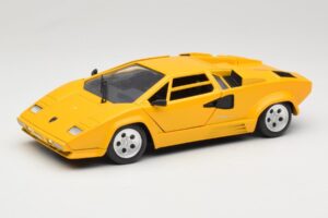 Lamborghini Countach TC Giallo Tonka 1:18 09035-R1 Pressofusione