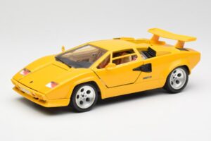 Lamborghini Countach Giallo Bburago 1:18 3037 Pressofusione