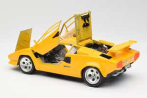 Lamborghini Countach Giallo Bburago 1:18 3037 Pressofusione — immagine 5 di 8