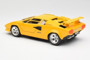 Lamborghini Countach Giallo Bburago 1:18 3037 Pressofusione — immagine 7 di 8