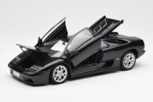 Lamborghini Diablo 6.0 Nero AUTOart 1:18 74528 Pressofusione — immagine 2 di 8